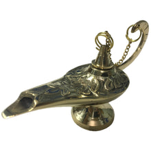 Load image into Gallery viewer, Brass Aladin Lamp (5&#39;&#39;)
