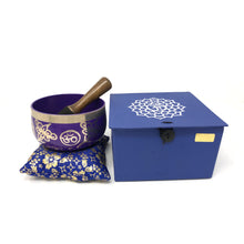 Load image into Gallery viewer, Tibetan Singing Bowl 7 Chakra Violet, Crown Chakra (Sahasrara)
